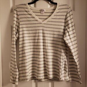 Wet Seal + Women's Black White Striped V-Neck Top LS Tee Plus Size Please Read